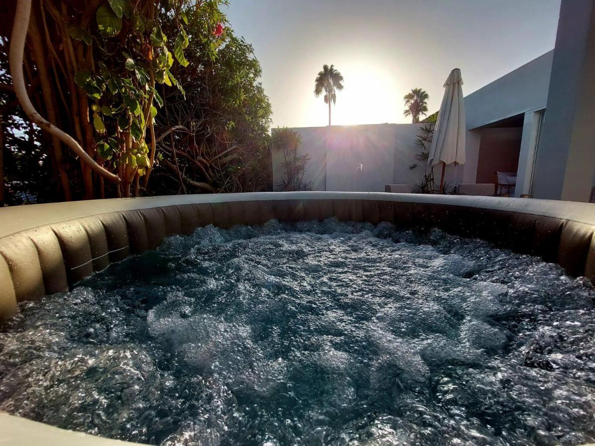 Bungalow De Diseno Hidromasajes Terraza Y Piscina. San Bartolomé エクステリア 写真